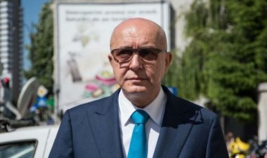 Instanța supremă anulează definitiv condamnarea de 7 ani primită de Puiu Popoviciu