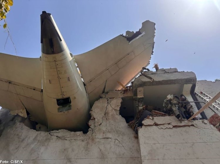 Tragedie aviatică în India: Aproape 300 de oameni au murit în urma impactului