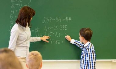 Aproximativ 98,6 la sută dintre profesorii titulari rămân la aceleași școli, în urma creșterii normei didactice