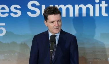 Nicușor Dan: E nevoie ca în anumite instituții centrale și locale să plece oameni din sistem