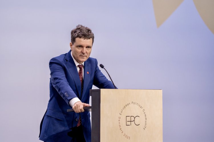 Raportul prezentat de președinte liderilor europeni: Atacuri cibernetice, acțiuni secrete și propagandă.