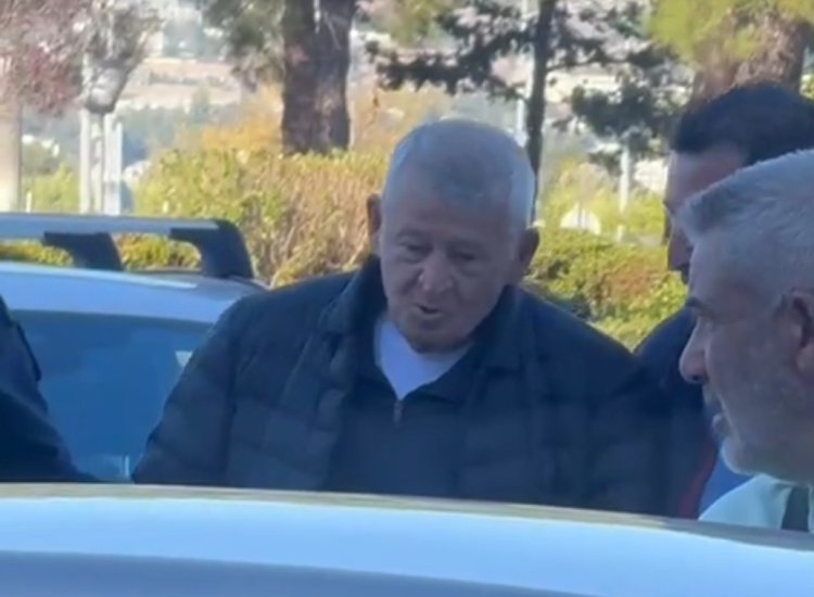 Sorin Oprescu a fost reţinut în apropierea aeroportului din Salonic, Grecia