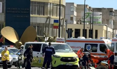 Constanţa: O femeie a sărit din ambulanță, în drum spre spitalul de la Palazu. Din păcate, a decedat la spital