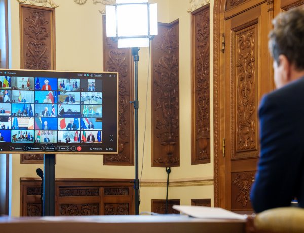 Nicușor Dan: Am discutat despre cooperarea în domeniul securității la reuniunea privind Strâmtoarea Ormuz