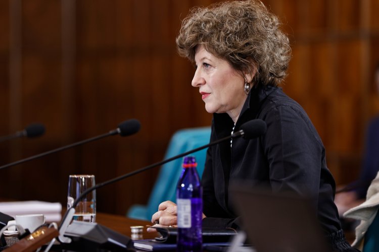 Oana Gheorghiu: Voi continua mandatul de a face curățenie în companiile de stat; nu voi accepta șantajul PSD