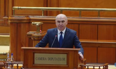 Bolojan: Moţiunea este mincinoasă, cinică şi artificială. Dacă e adevărată moțiunea, unde ați fost până acum? Nu ați fost în guvern?