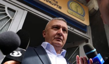 Şeful Armatei Române, generalul Vlad Gheorghiță, urmărit penal de DNA