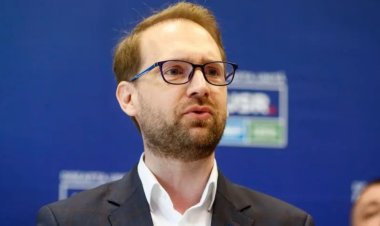 USR a decis să nu susțină Cabinetul Veștea. Dominic Fritz: Un Guvern de pe Temu