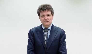 Nicuşor Dan: Statul român funcţionează. Eu îmi doresc un guvern cu puteri depline