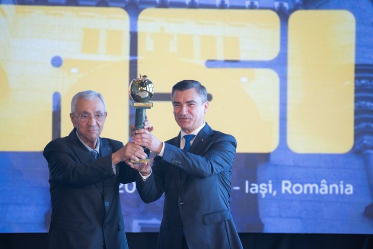 Municipiul Iaşi primeşte trofeul Marul de Aur, Oscarul Turismului din partea FIJET