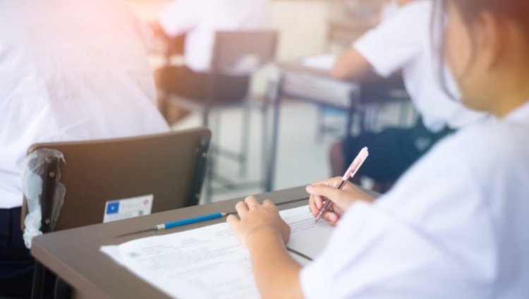 Stimulent pentru media 10 la Bacalaureat şi pentru media 10 la Evaluarea Națională