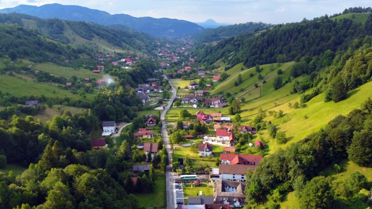 Pensiunile agroturistice, sub presiune: peste 111.000 de înnoptări pierdute în primele șase luni din 2026