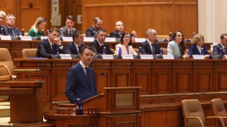 Guvernul Siegfried Mureşan nu a obţinut votul de învestitură al Parlamentului
