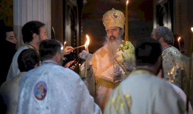 IPS Teodosie: Vă înnoim Lumina și vom face slujba ca la carte. Nu am născocit vreo altă slujbă