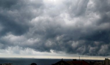 Cod galben de vânt puternic și ploi torențiale la Constanța