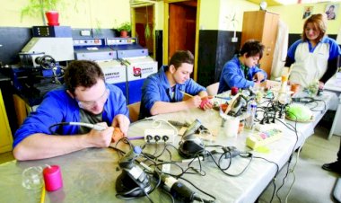 Începe prima etapă a înscrierilor pentru învățământul profesional dual