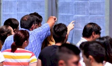 Rata de promovare în prima sesiune a examenului de Bacalaureat este de peste 64 la sută