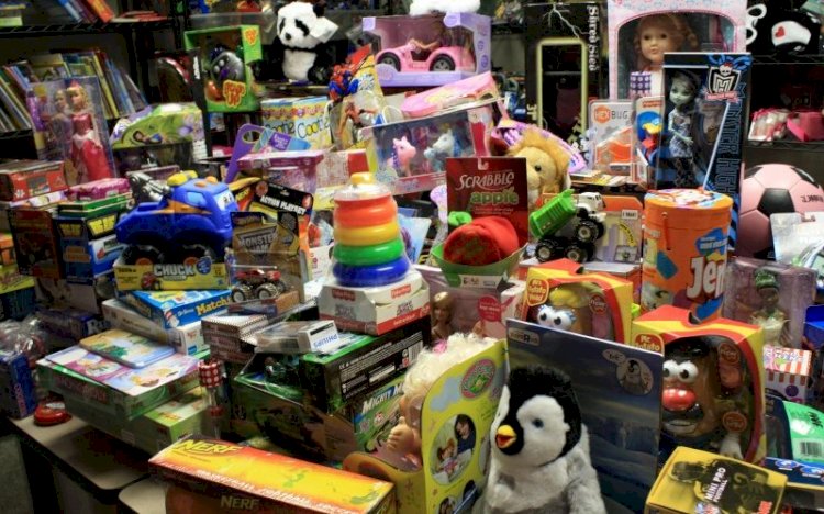 ANPC a aplicat amenzi de peste 1 milion de lei comercianților de jucării din toată țara