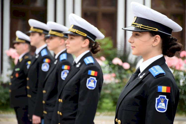 Foto: Prima promoţie de absolvenţi, la Colegiul Naţional Militar „Alexandru Ioan Cuza” din Constanţa